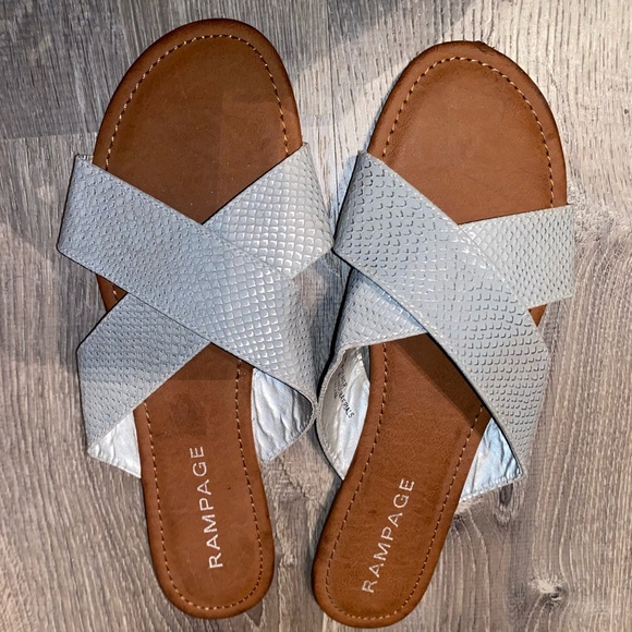 Rampage Breaker Slide Sandals Womens Size 11 Gray Silver Reptile Slip On - Picture 3 of 9